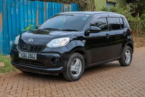 Toyota Passo 2018 Black