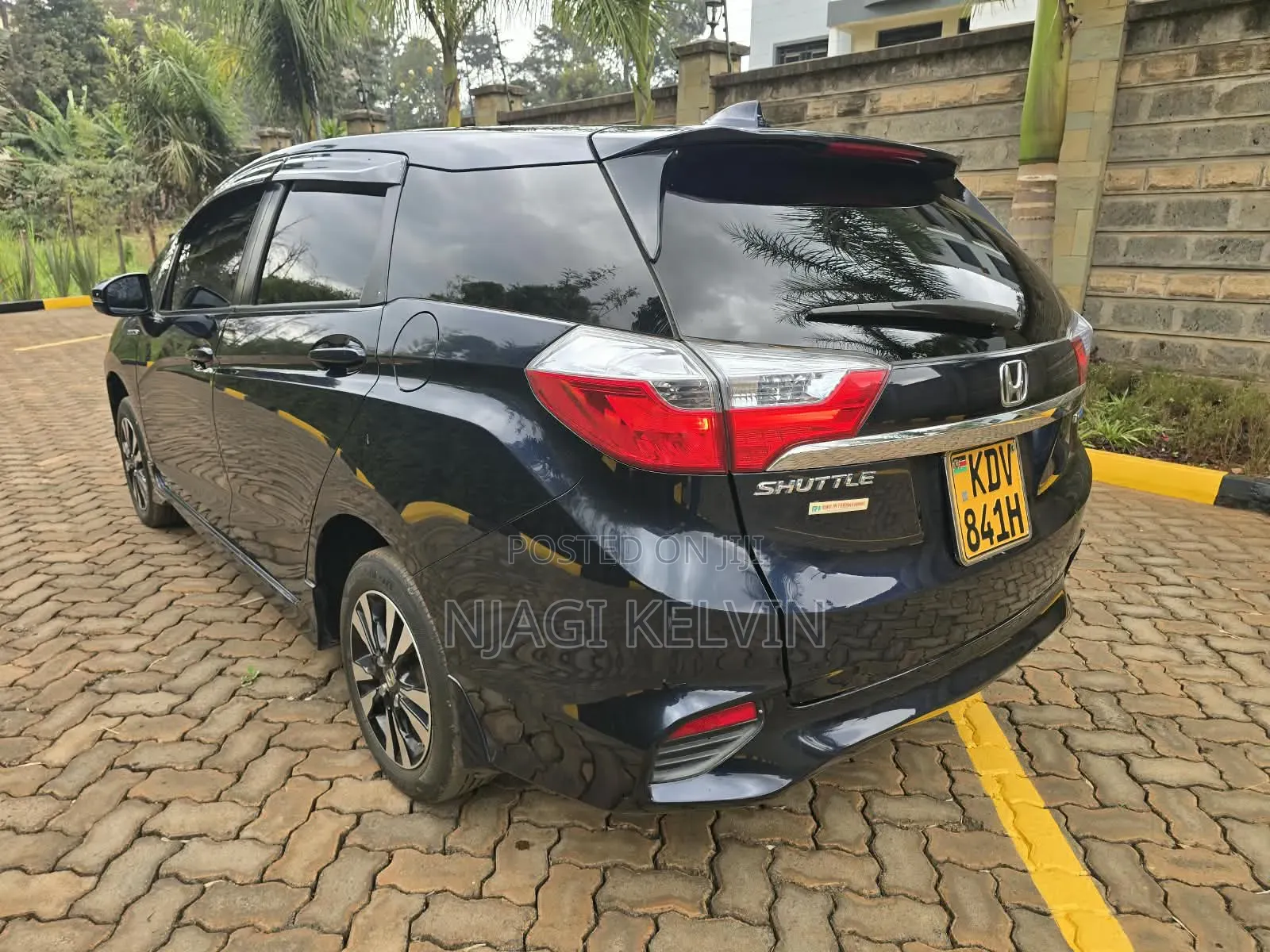 Honda Fit Shuttle 2018 Blue