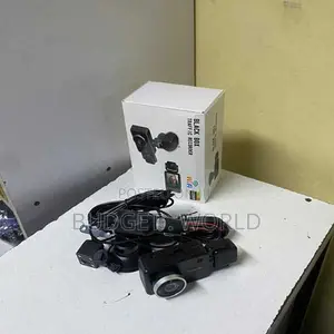 Dual Lens Dashcam 170° Super Wide Angle and 2.7 LCD Display
