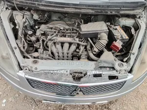 Mitsubishi Colt 2010 Silver