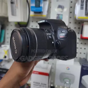 Canon EOS Rebel SL2 DSLR Camera With 18-55mm Lens(Eos 200D)