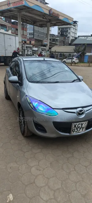 Mazda Demio 2012 Silver
