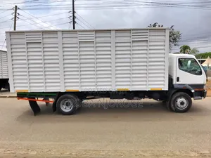 Mitsubishi Fh 2015 White