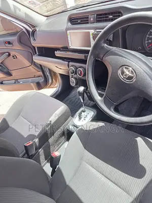Toyota Succeed 2015 Silver