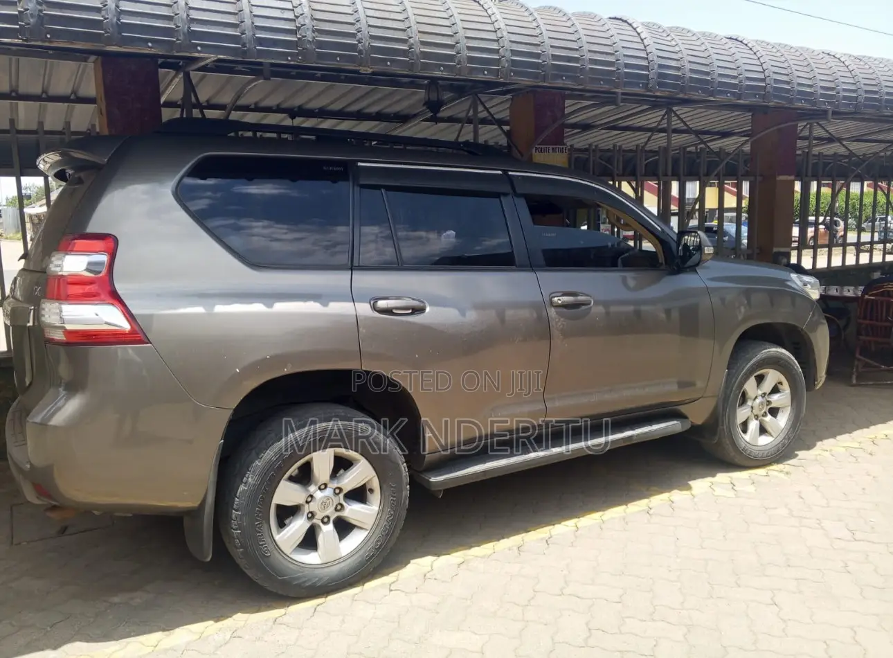 Toyota Land Cruiser Prado 2016 Brown