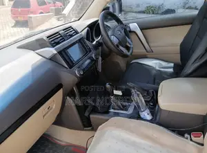 Toyota Land Cruiser Prado 2016 Brown
