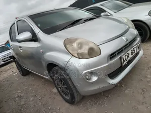 Toyota Passo 2011 Silver