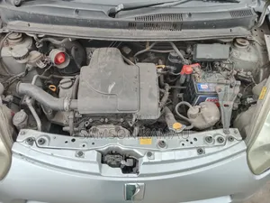 Toyota Passo 2011 Silver