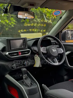 Daihatsu Rocky 2020 Silver