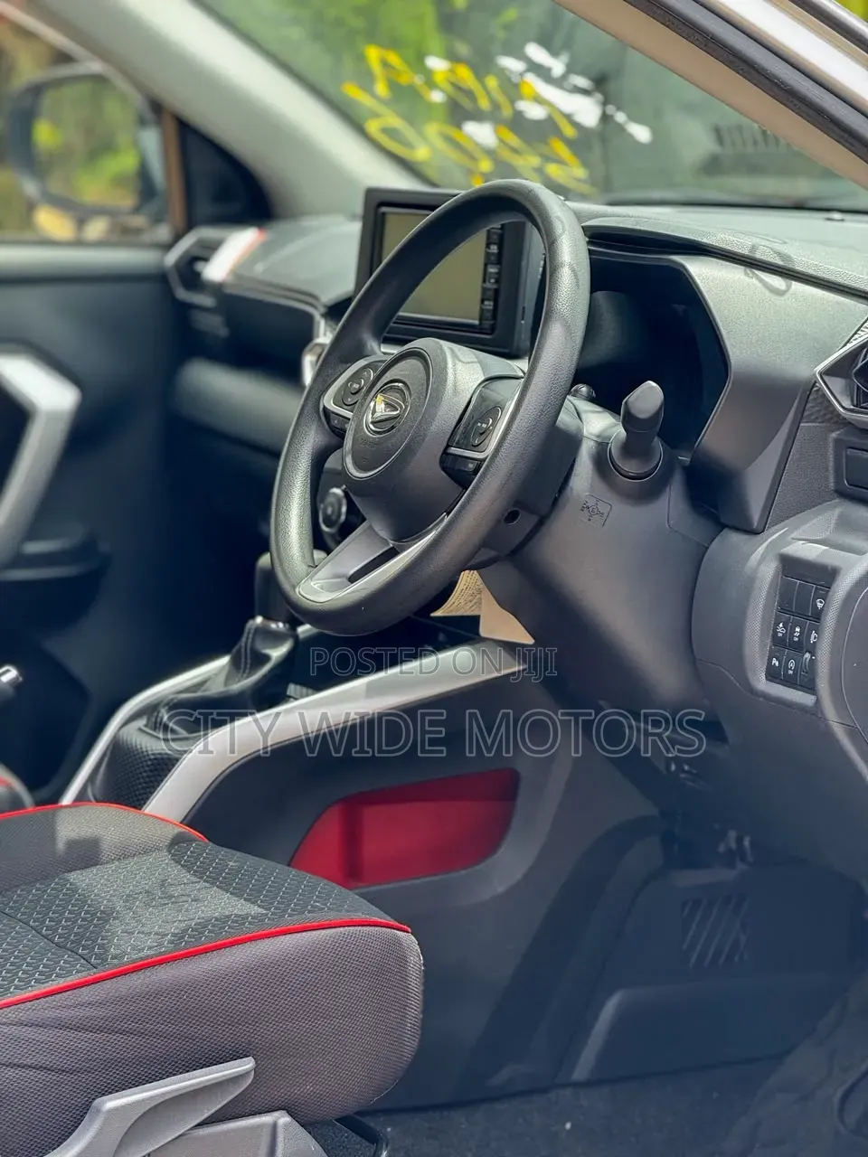 Daihatsu Rocky 2020 Silver