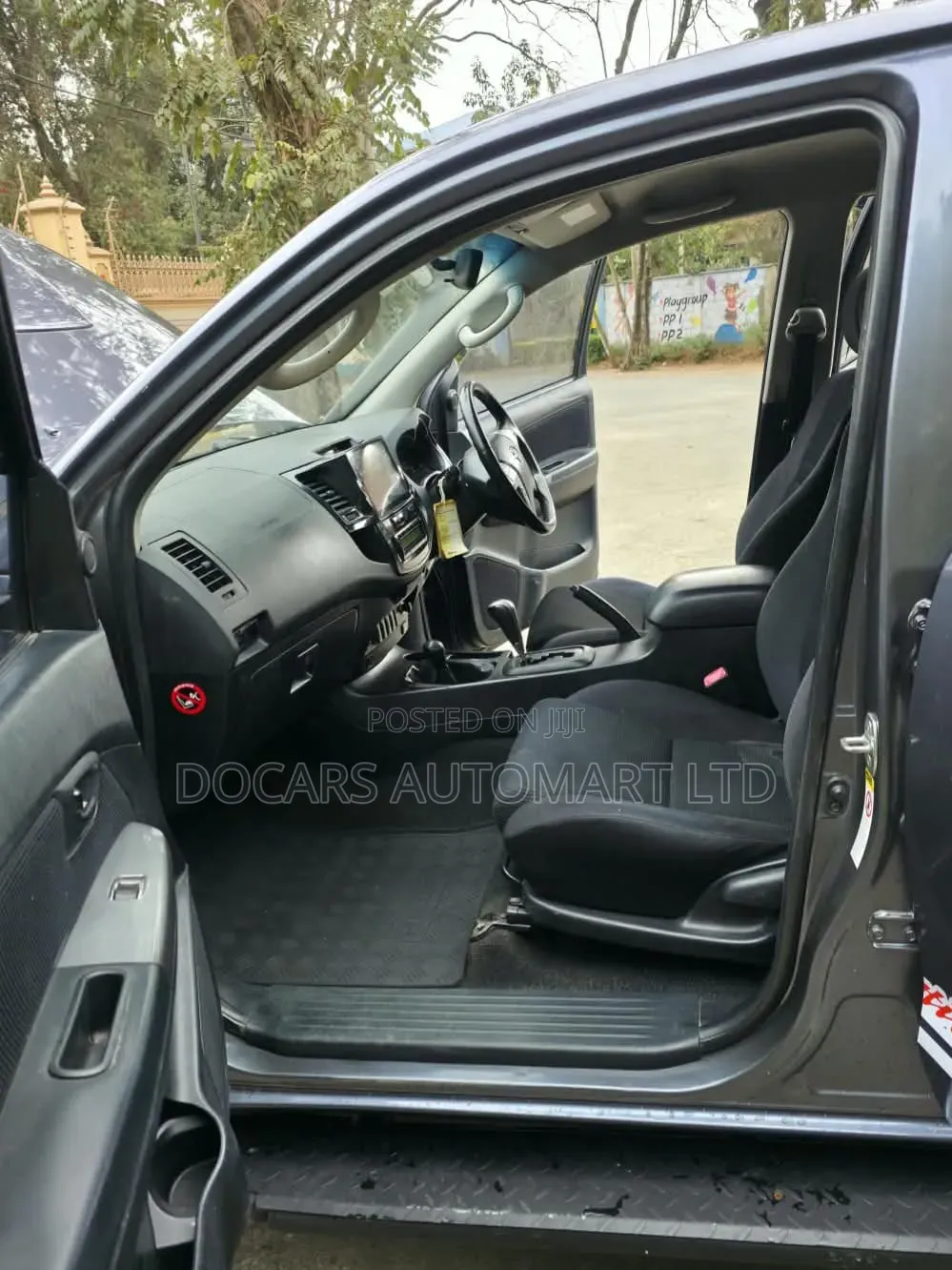 Toyota Hilux 2014 Gray