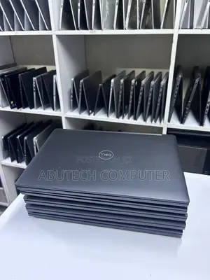 Laptop Dell Latitude 7390 8GB Intel Core i5 SSD 256GB