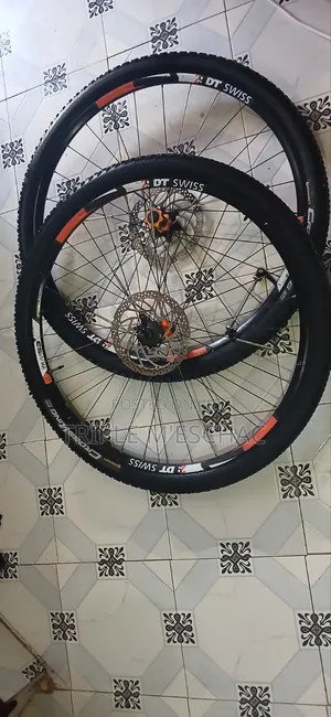 DT Swiss 29er MTB Wheelset – Continental Tyres + Disc Rotors