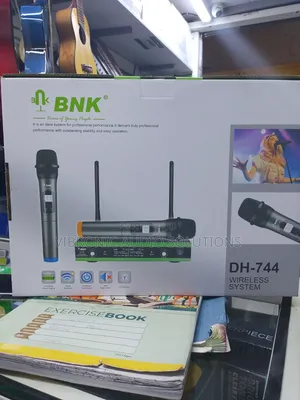 DH-744 Wireless Microphone System