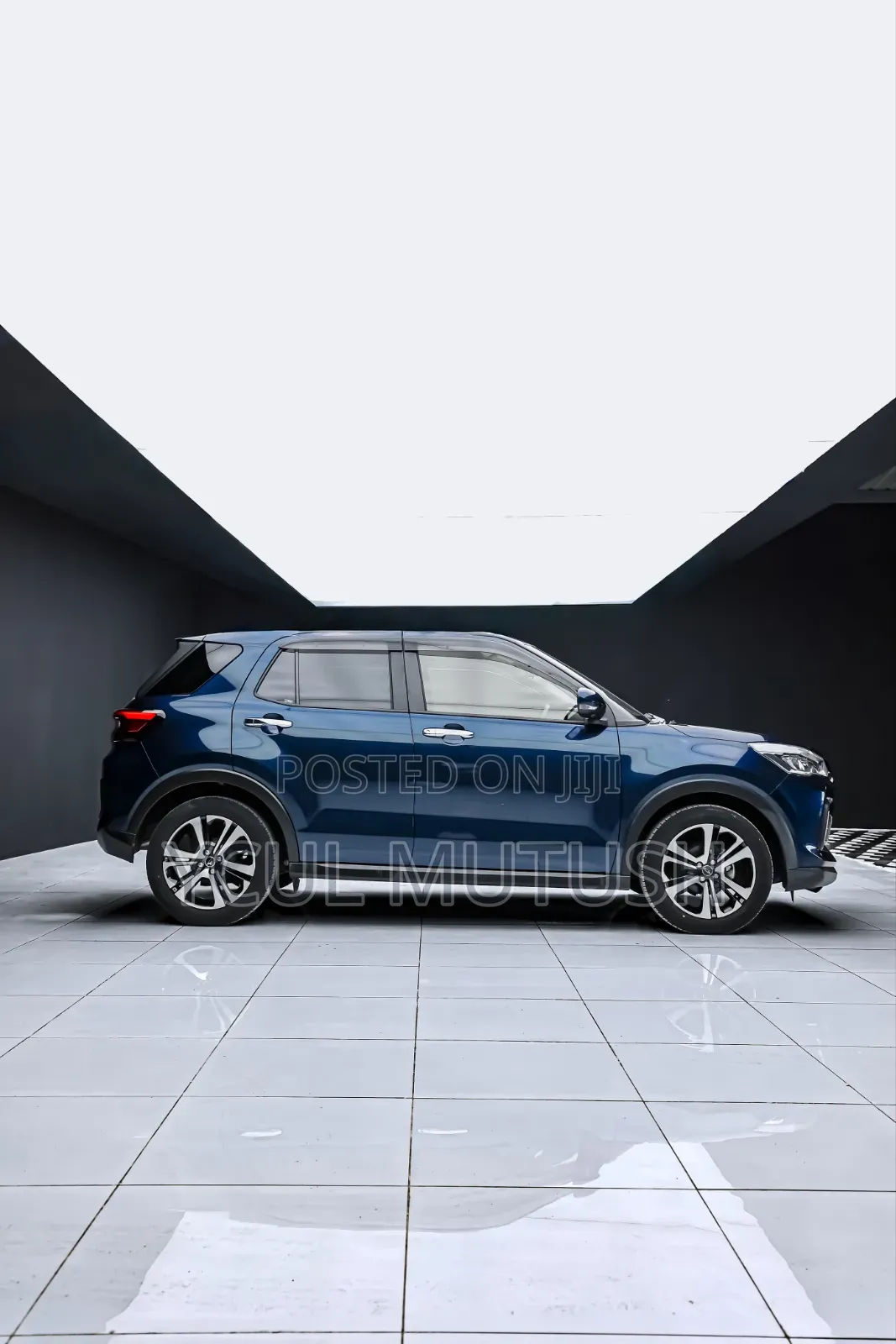 Daihatsu Rocky 2019 Blue