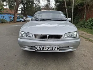 Toyota Corolla 2000 Silver
