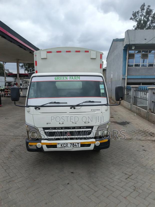 Mitsubishi Canter 33