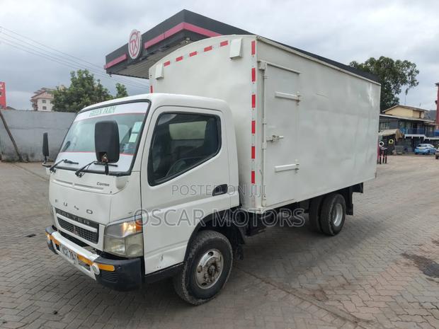 Mitsubishi Canter 33 - thumbnail 2
