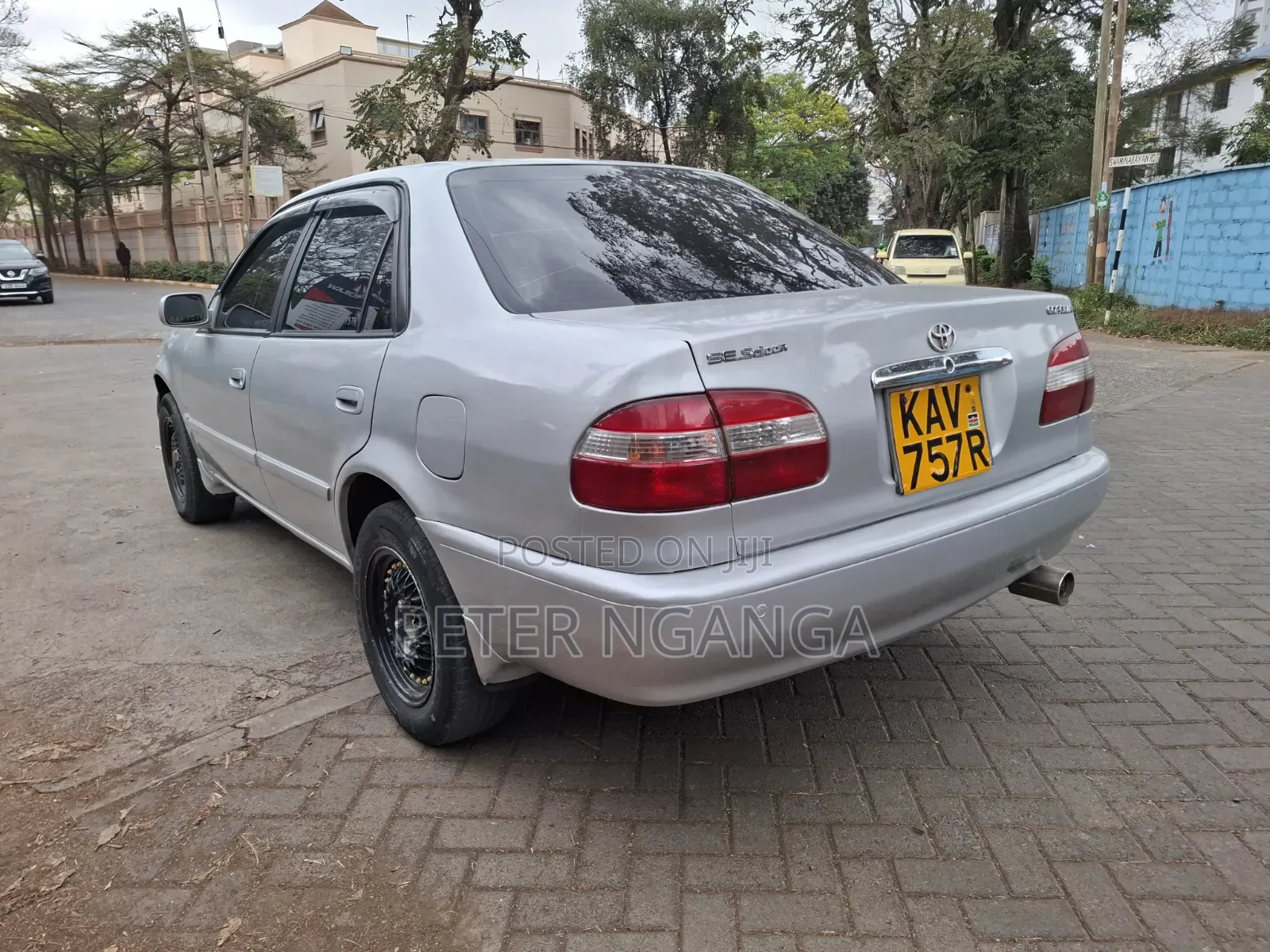 Toyota Corolla 2000 Silver