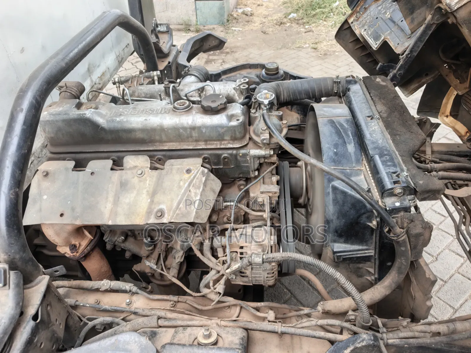 Mitsubishi Canter 33