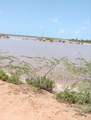 Marereni Land for Salt