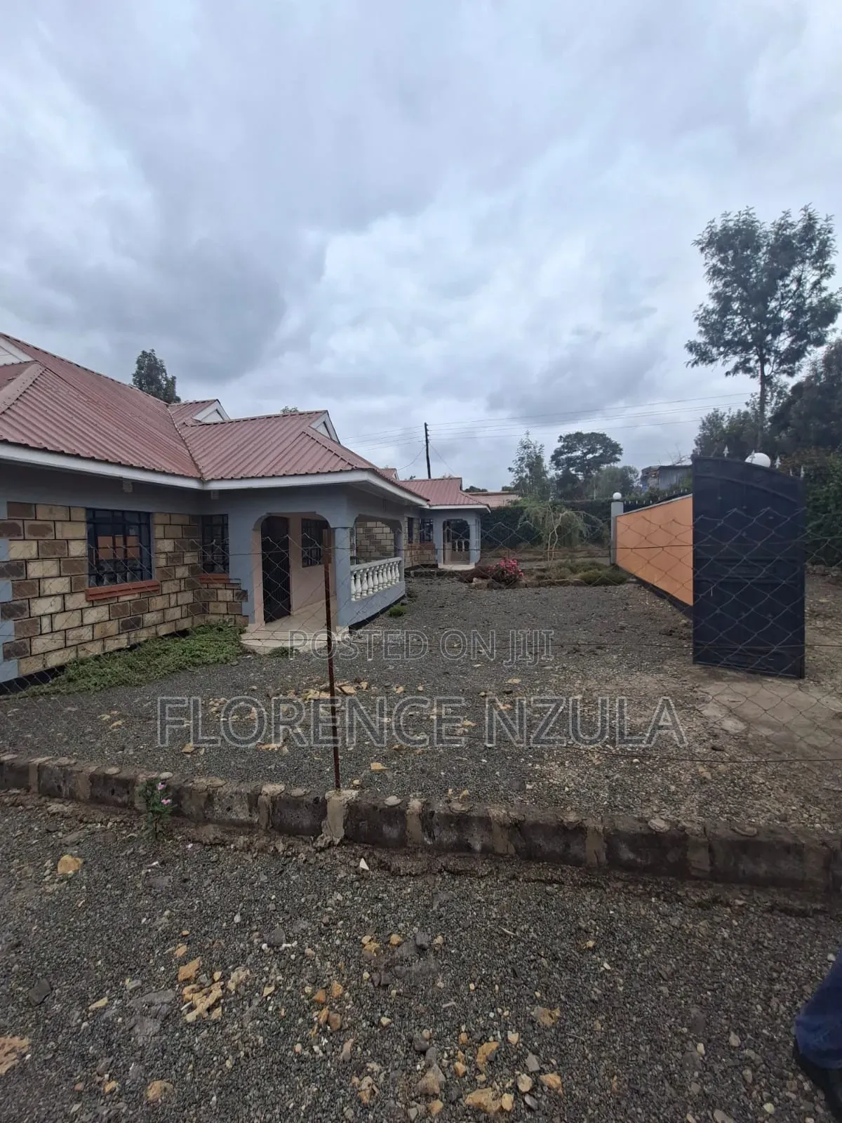 3bdrm Bungalow in Kamura Rd, Nkoroi for sale