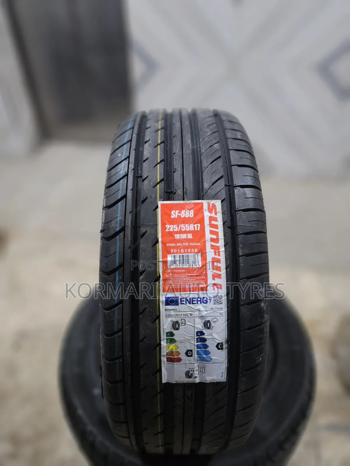 225/55r17 Sunfull Tyre