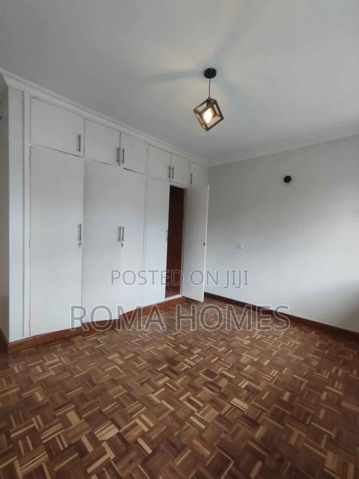 4bdrm Bungalow in Lavington, Muthangari for rent