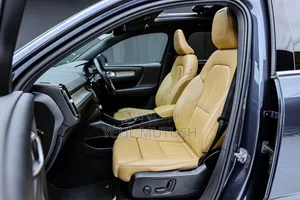 Volvo XC40 T5 Petrol AWD 2019 Blue