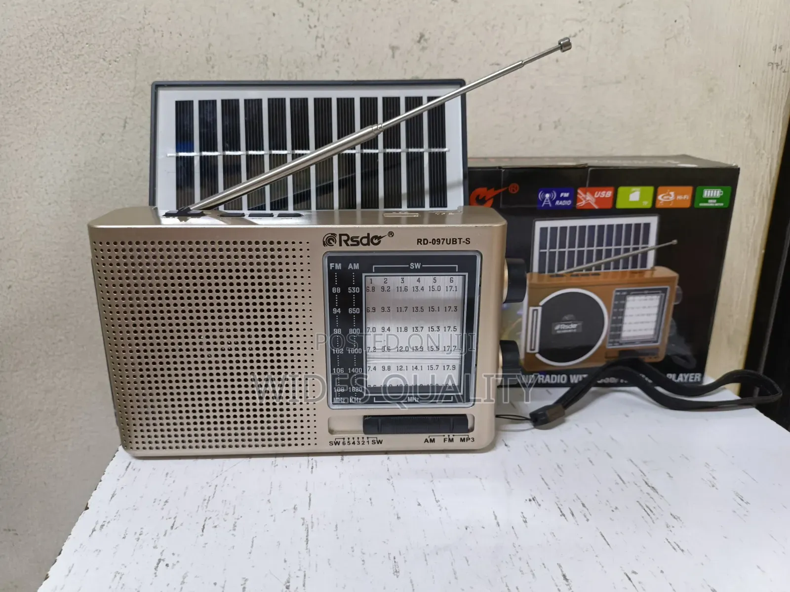 Solar 8-Band Portable Radio