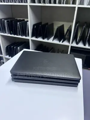 Laptop Dell Latitude 7390 16GB Intel Core i7 SSD 256GB