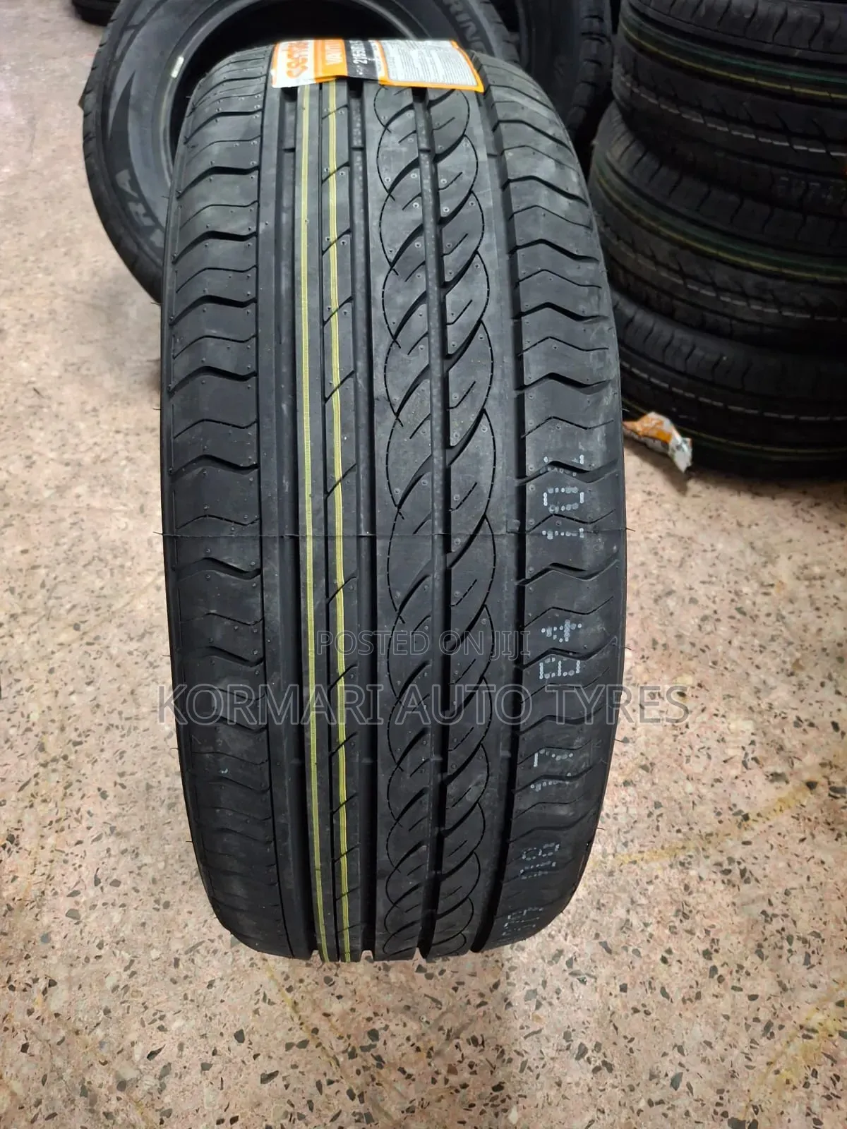 215/50r18 Centara Tire 92v