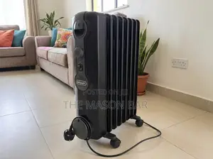 DeLonghi 1500W Room Heater / Oil-Filled Radiator, Model TRRS0715.B