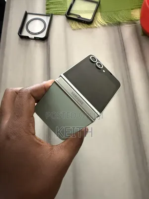 Samsung Galaxy Z Flip6 256 GB Green