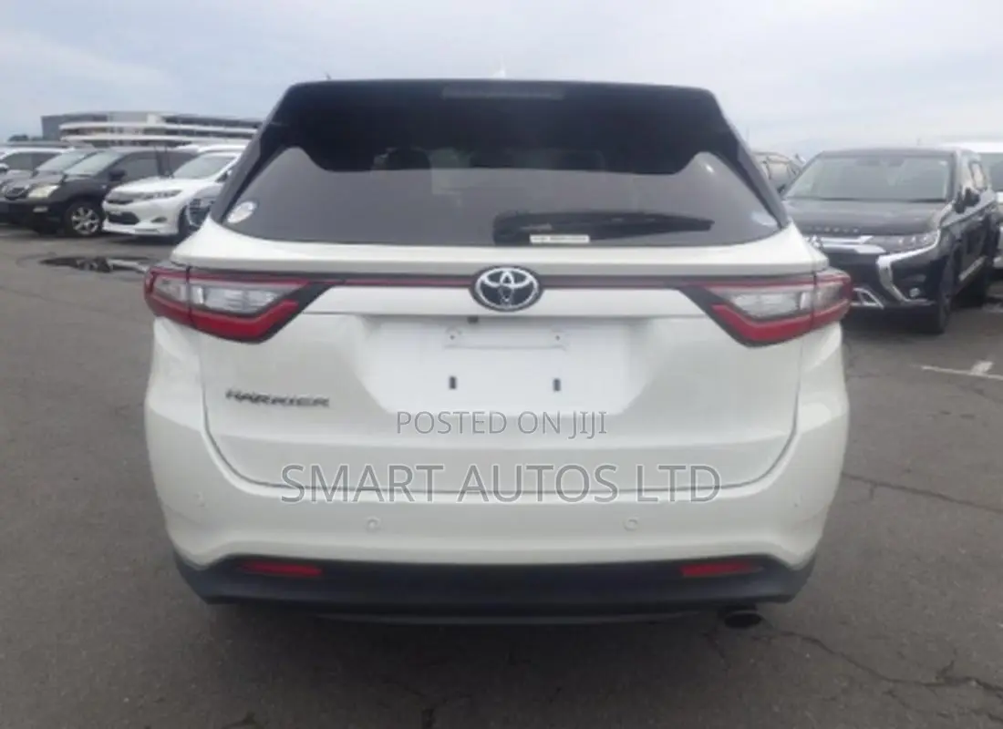 Toyota Harrier 2020 White