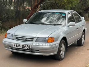 Toyota Corsa 2000 Silver