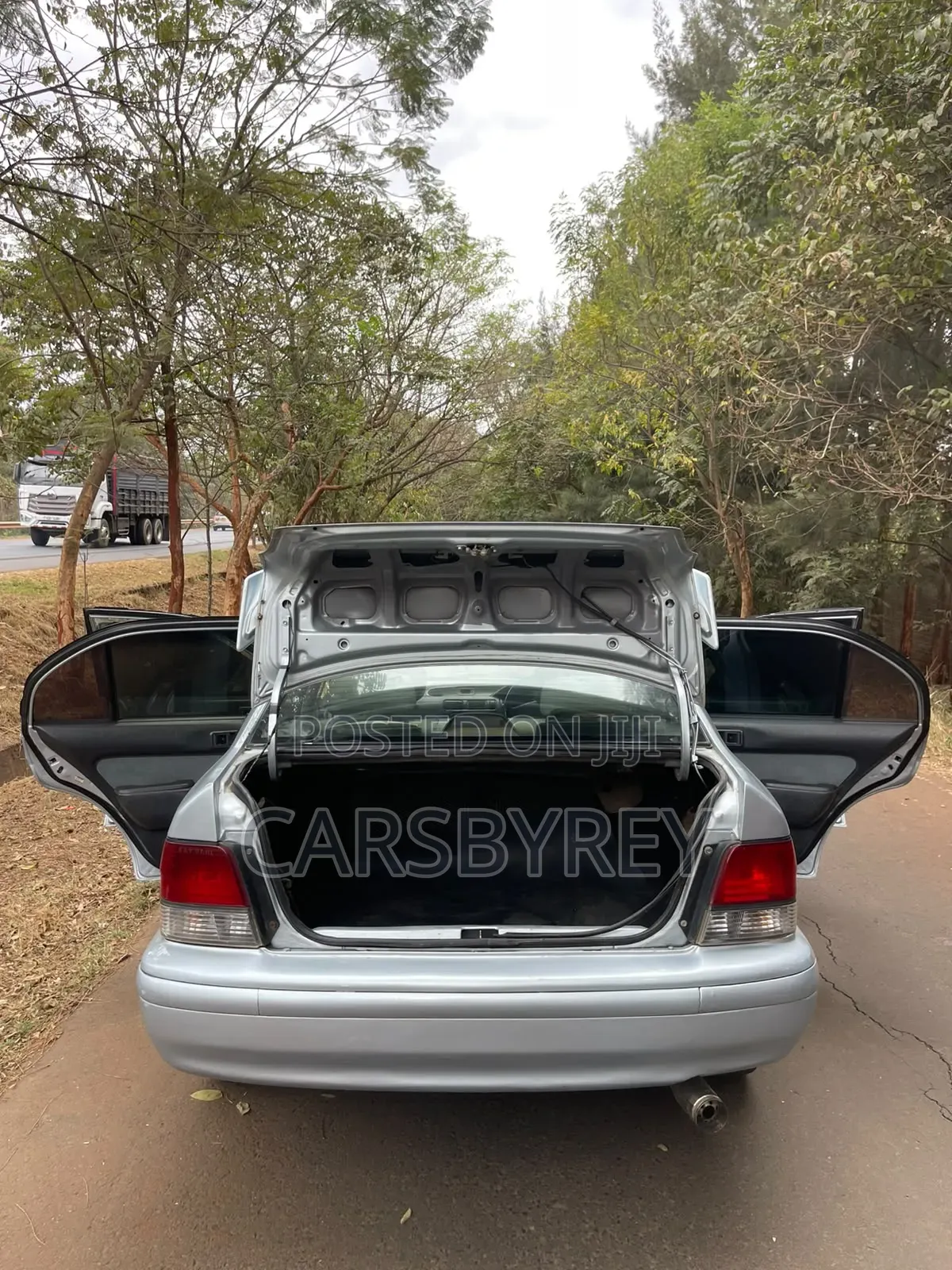 Toyota Corsa 2000 Silver
