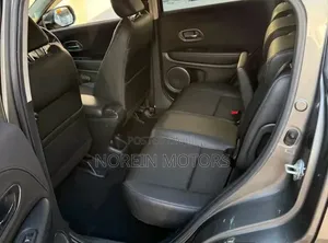 Honda Vezel 1.5 Hybrid 4WD 2019 Matt Black