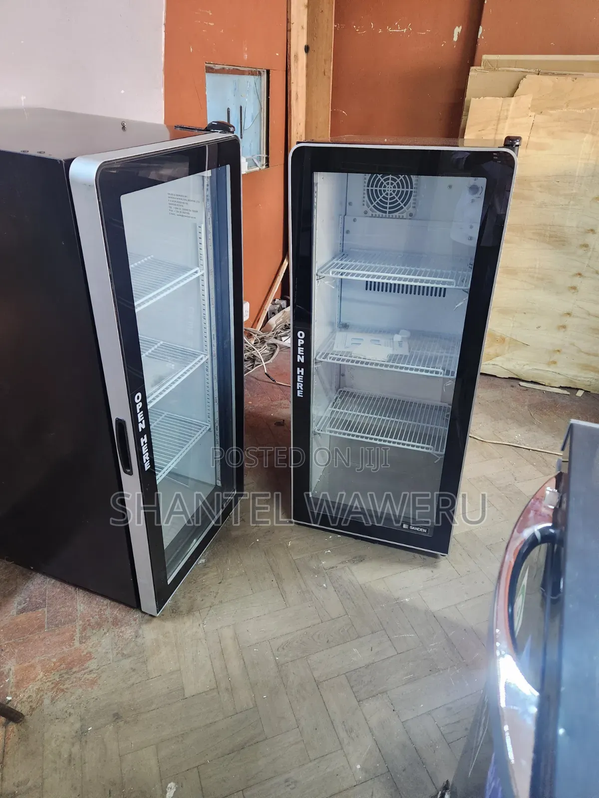 Fast Cooling Display Fridge 180litres