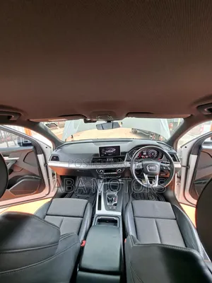 Audi Q5 2018 Pearl