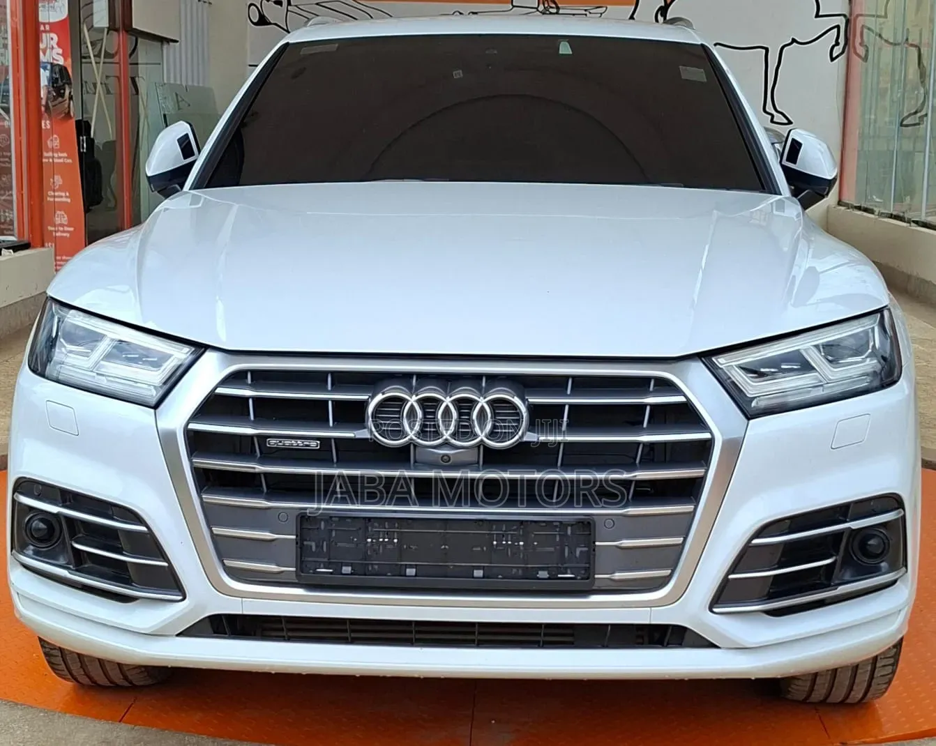 Audi Q5 2018 Pearl