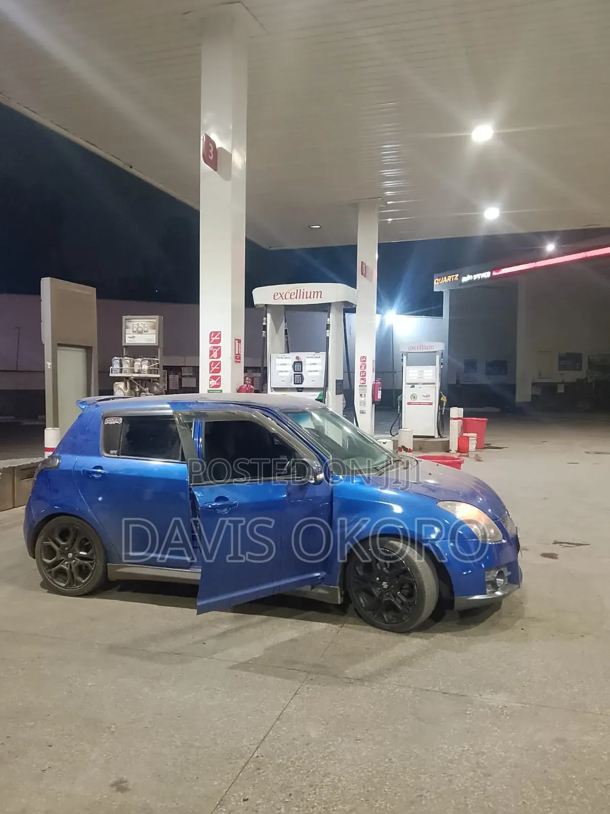 Suzuki Swift 2010 Blue