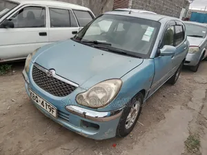 Toyota Duet 2006 Blue