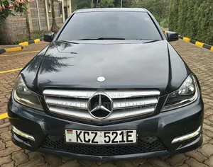 Mercedes-Benz C250 2013 Black