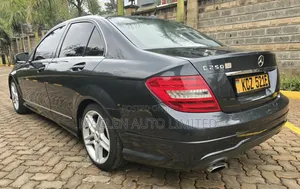 Mercedes-Benz C250 2013 Black