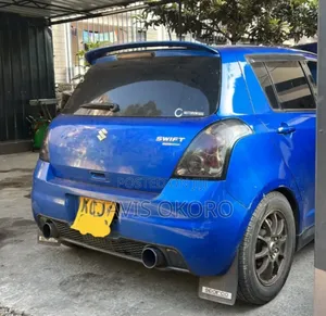 Suzuki Swift 2010 Blue