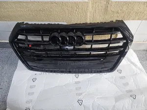 Audi Q5 2018 Front Bumper Normal Grill