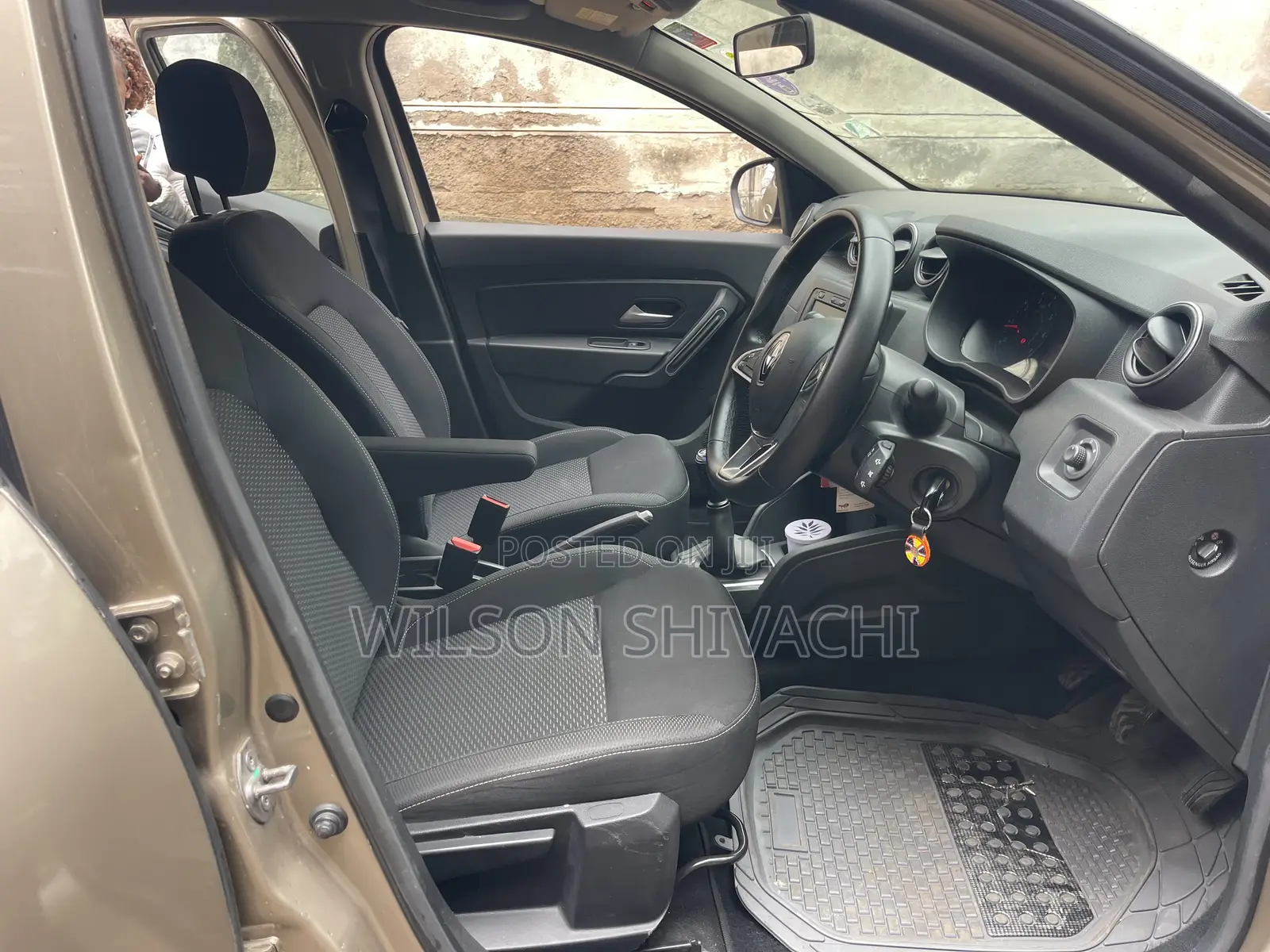 Renault Duster 2020 Gold