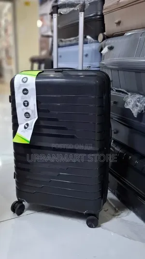 Large 69CM Rubber Suitcase With 360° Spinning Wheels