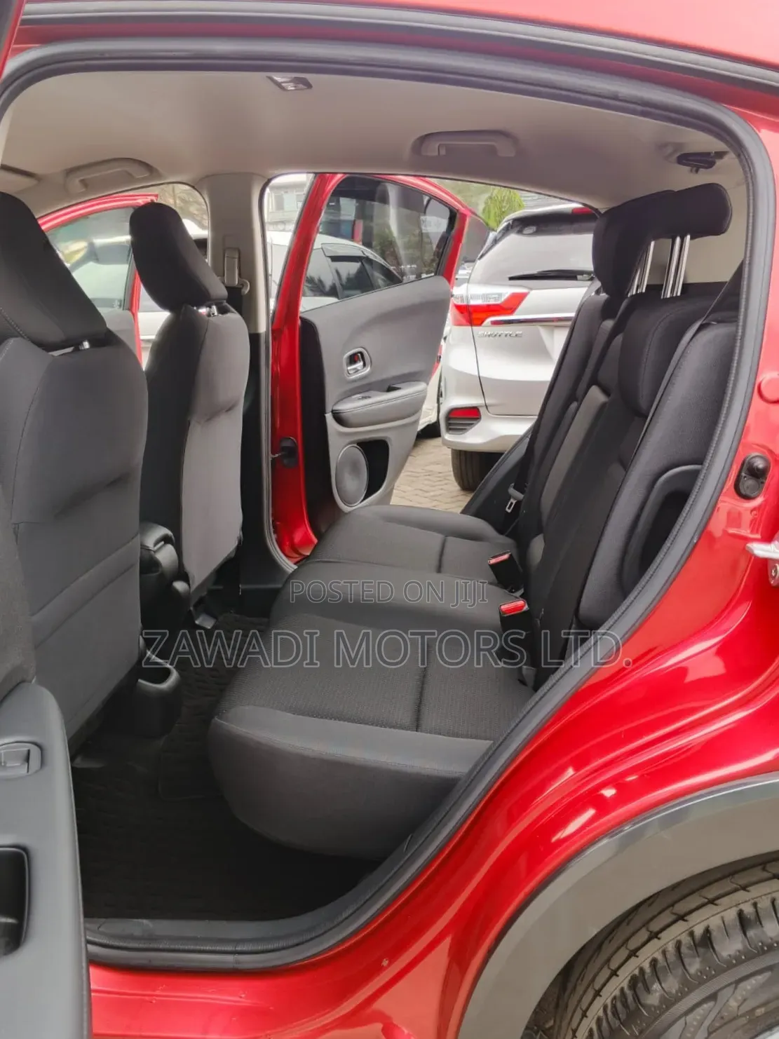 Honda Vezel 1.5 Hybrid 4WD 2019 Red